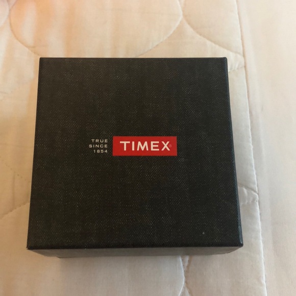 Timex Women’s Watch - Picture 4 of 4